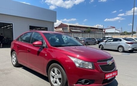 Chevrolet Cruze II, 2010 год, 958 000 рублей, 3 фотография