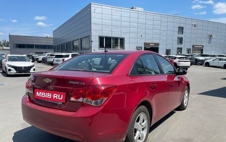 Chevrolet Cruze II, 2010 год, 958 000 рублей, 4 фотография