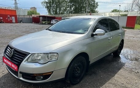 Volkswagen Passat B6, 2007 год, 800 000 рублей, 2 фотография