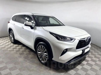 Toyota Highlander, 2022 год, 7 250 000 рублей, 1 фотография
