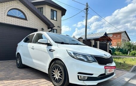 KIA Rio III рестайлинг, 2015 год, 1 100 000 рублей, 2 фотография