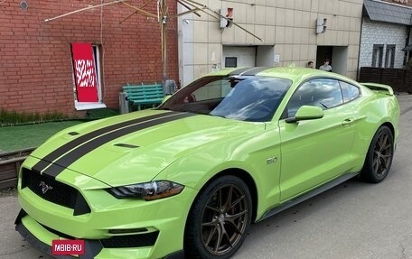 Ford Mustang VI рестайлинг, 2020 год, 4 500 000 рублей, 4 фотография