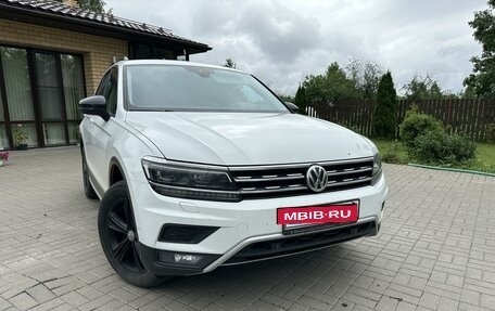 Volkswagen Tiguan II, 2019 год, 2 650 000 рублей, 3 фотография