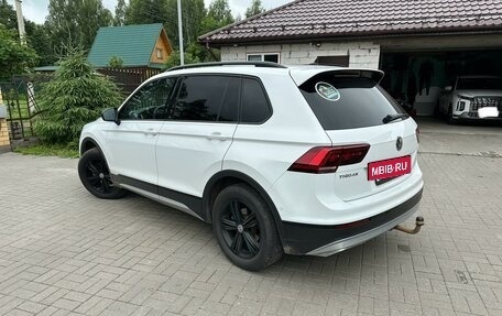 Volkswagen Tiguan II, 2019 год, 2 650 000 рублей, 6 фотография