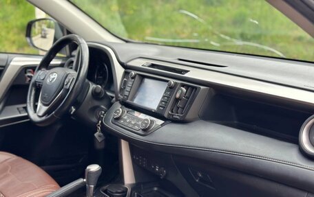 Toyota RAV4, 2017 год, 2 650 000 рублей, 17 фотография