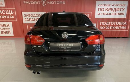 Volkswagen Jetta VI, 2013 год, 973 069 рублей, 3 фотография