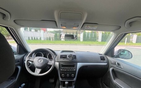 Skoda Yeti I рестайлинг, 2014 год, 1 260 000 рублей, 9 фотография