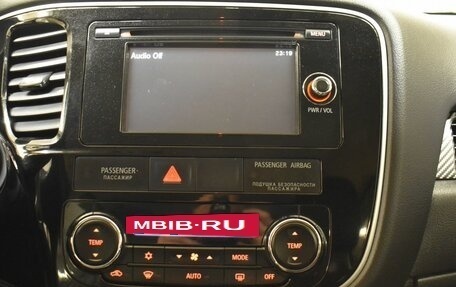 Mitsubishi Outlander III рестайлинг 3, 2013 год, 1 399 000 рублей, 18 фотография