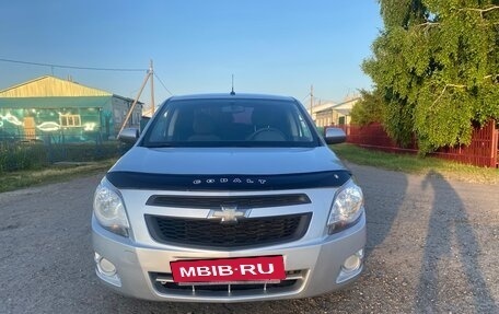 Chevrolet Cobalt II, 2012 год, 705 000 рублей, 1 фотография