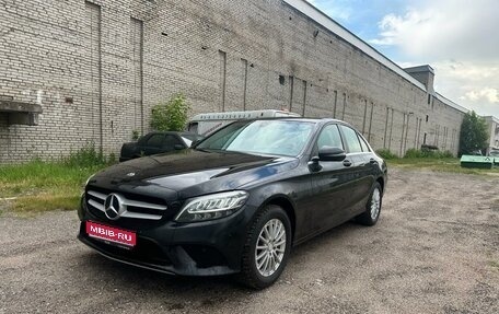 Mercedes-Benz C-Класс, 2019 год, 3 300 000 рублей, 1 фотография
