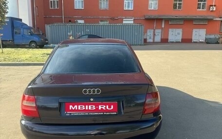 Audi A4, 1996 год, 300 000 рублей, 5 фотография
