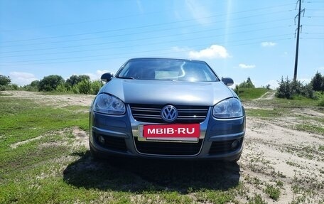 Volkswagen Jetta VI, 2009 год, 760 000 рублей, 2 фотография