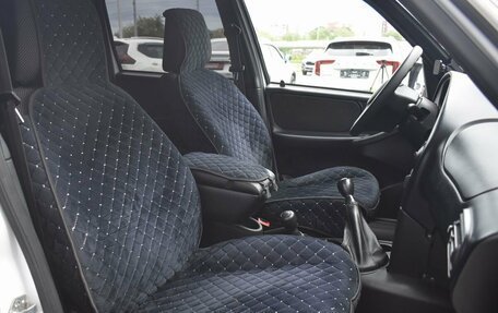 Chevrolet Niva I рестайлинг, 2017 год, 775 000 рублей, 10 фотография