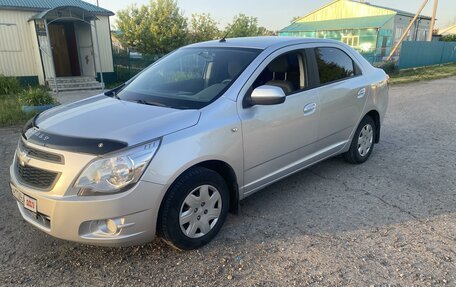 Chevrolet Cobalt II, 2012 год, 705 000 рублей, 2 фотография