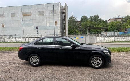 Mercedes-Benz C-Класс, 2019 год, 3 300 000 рублей, 4 фотография