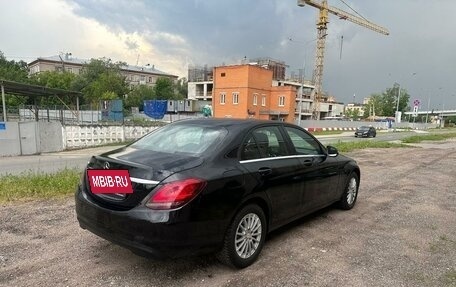 Mercedes-Benz C-Класс, 2019 год, 3 300 000 рублей, 5 фотография