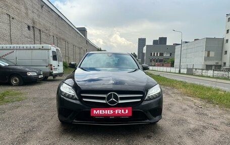 Mercedes-Benz C-Класс, 2019 год, 3 300 000 рублей, 2 фотография