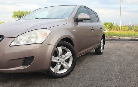 KIA cee'd I рестайлинг, 2007 год, 537 000 рублей, 3 фотография