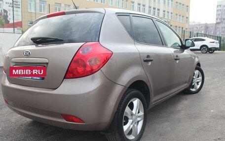 KIA cee'd I рестайлинг, 2007 год, 537 000 рублей, 2 фотография