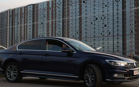 Volkswagen Passat B8 рестайлинг, 2018 год, 2 550 000 рублей, 18 фотография