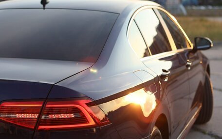 Volkswagen Passat B8 рестайлинг, 2018 год, 2 550 000 рублей, 12 фотография