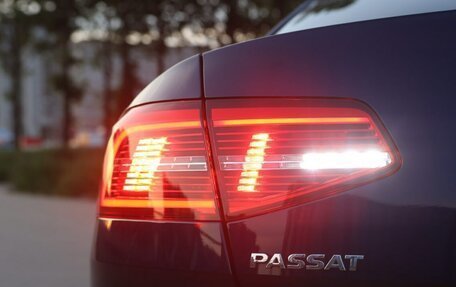 Volkswagen Passat B8 рестайлинг, 2018 год, 2 550 000 рублей, 17 фотография