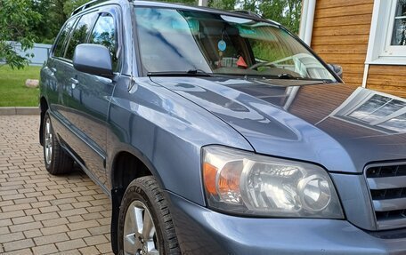 Toyota Highlander III, 2005 год, 1 330 000 рублей, 1 фотография