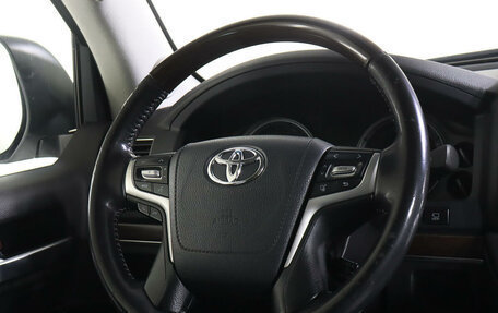 Toyota Land Cruiser 200, 2015 год, 5 999 000 рублей, 17 фотография
