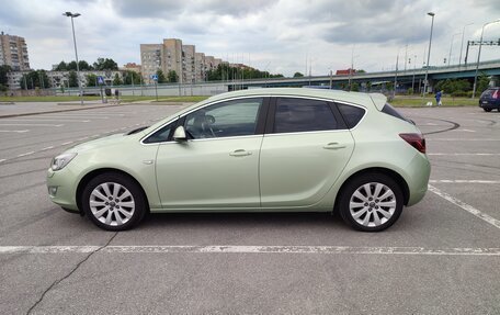 Opel Astra J, 2010 год, 685 000 рублей, 8 фотография