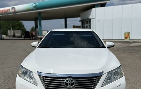 Toyota Camry, 2012 год, 1 920 000 рублей, 2 фотография