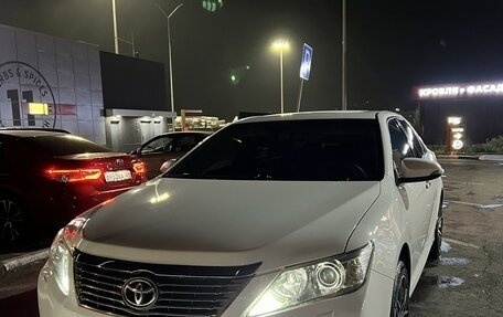 Toyota Camry, 2012 год, 1 920 000 рублей, 3 фотография