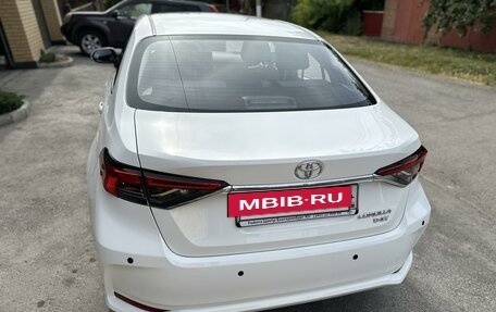 Toyota Corolla, 2022 год, 2 300 000 рублей, 5 фотография