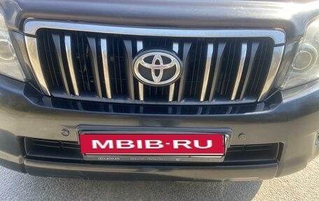 Toyota Land Cruiser Prado 150 рестайлинг 2, 2011 год, 2 900 000 рублей, 3 фотография