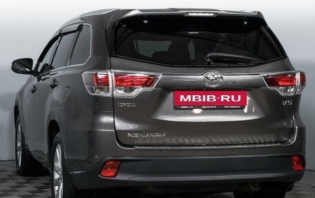 Toyota Highlander III, 2013 год, 2 938 000 рублей, 7 фотография