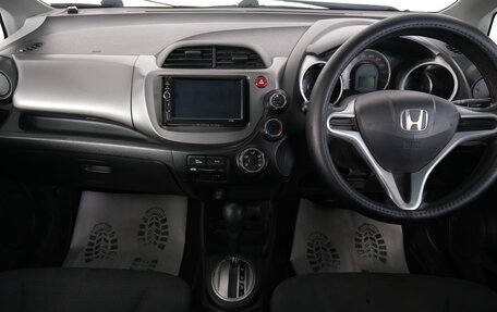 Honda Fit III, 2010 год, 979 000 рублей, 19 фотография