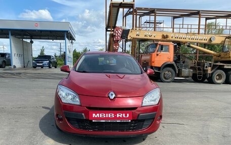 Renault Megane III, 2011 год, 935 000 рублей, 3 фотография