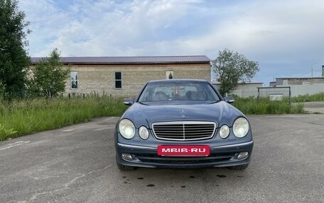Mercedes-Benz E-Класс, 2003 год, 1 200 000 рублей, 6 фотография