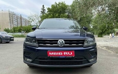 Volkswagen Tiguan II, 2018 год, 3 099 000 рублей, 1 фотография