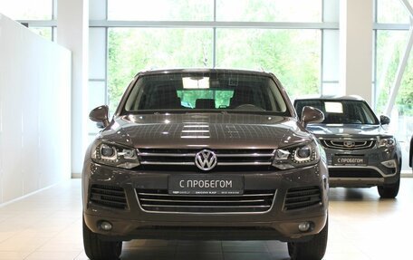 Volkswagen Touareg III, 2012 год, 2 525 000 рублей, 2 фотография
