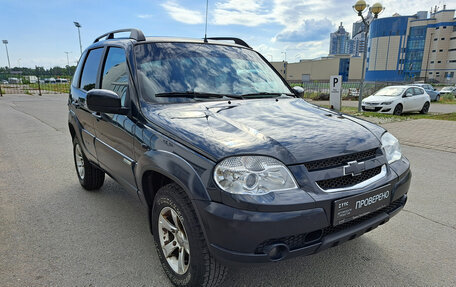 Chevrolet Niva I рестайлинг, 2013 год, 668 000 рублей, 3 фотография