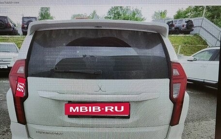 Mitsubishi Pajero Sport III рестайлинг, 2020 год, 3 775 000 рублей, 3 фотография