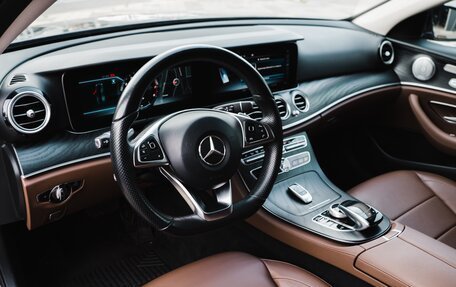 Mercedes-Benz E-Класс, 2017 год, 4 340 000 рублей, 11 фотография
