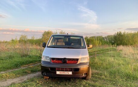 Volkswagen Transporter T5 рестайлинг, 2006 год, 1 211 000 рублей, 4 фотография