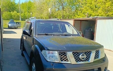 Nissan Pathfinder, 2005 год, 850 000 рублей, 2 фотография