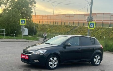 KIA cee'd I рестайлинг, 2011 год, 620 000 рублей, 1 фотография