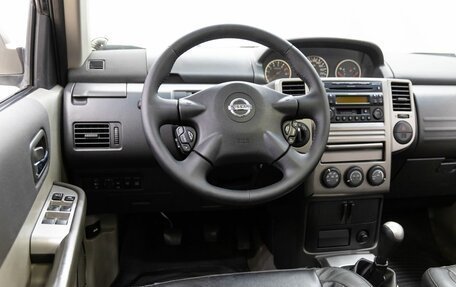 Nissan X-Trail, 2005 год, 928 000 рублей, 15 фотография