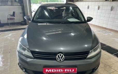 Volkswagen Jetta VI, 2012 год, 999 000 рублей, 1 фотография