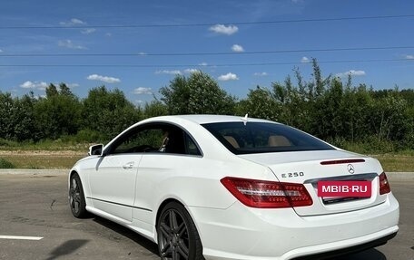 Mercedes-Benz E-Класс, 2012 год, 1 555 000 рублей, 7 фотография