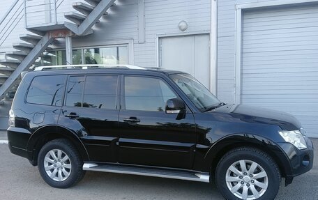 Mitsubishi Pajero IV, 2011 год, 2 290 000 рублей, 4 фотография