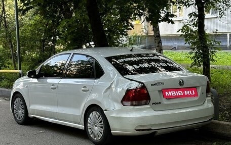 Volkswagen Polo VI (EU Market), 2011 год, 300 000 рублей, 8 фотография